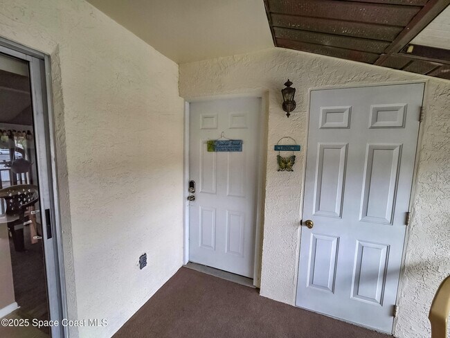 Building Photo - 639 Ridge Club Dr