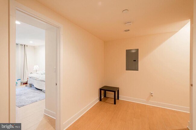 Building Photo - 1110 South St