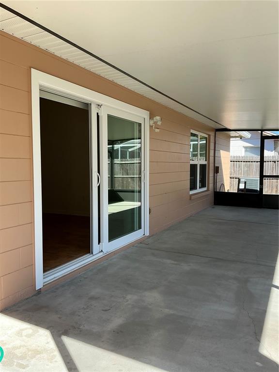 Building Photo - 5821 Taywood Dr