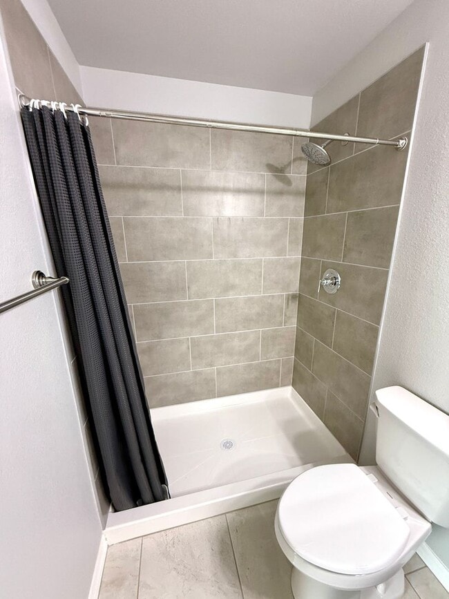 Building Photo - Newly Built 3-Bedroom, 2-Bath Home in a Prime Location Near Hospital & Shopping!