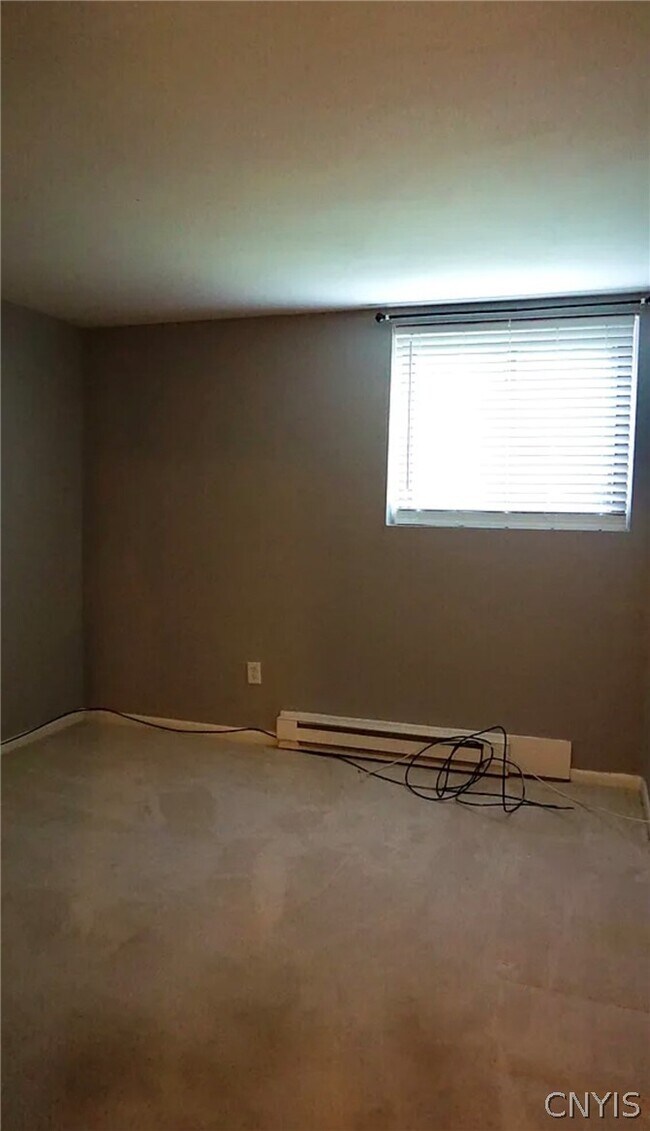 Building Photo - 555 Village Blvd N