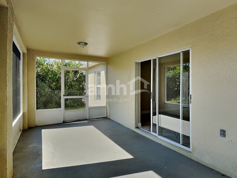 Building Photo - 4310 Stonefield Dr