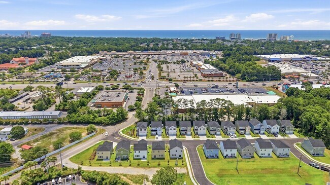 Building Photo - 605 Southwind Way