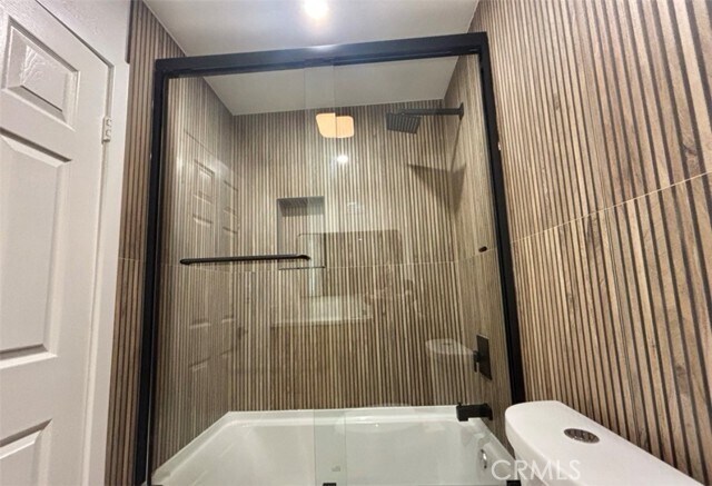 Building Photo - 6210 Halstead Ave