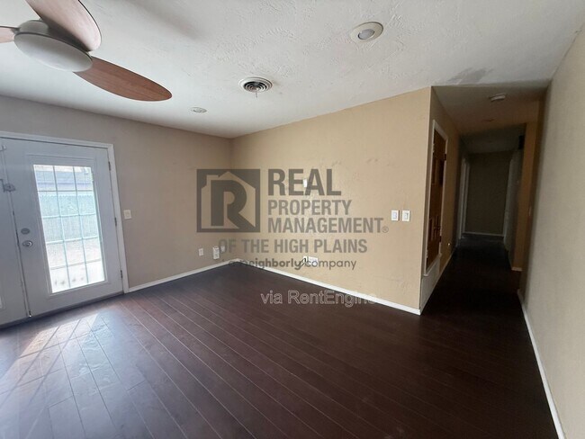 Building Photo - 5133 Kirk Dr