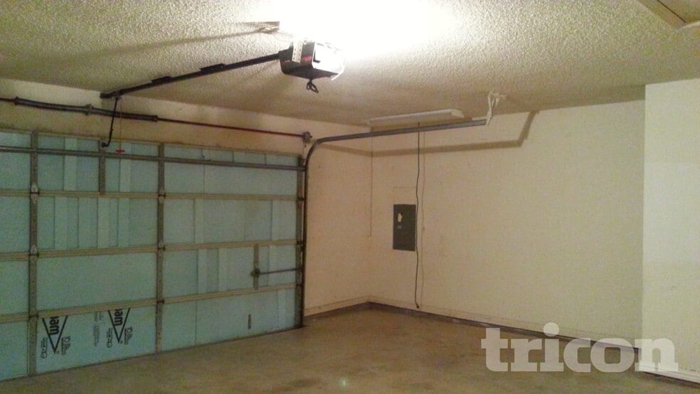 Building Photo - 603 Kimberly Dr