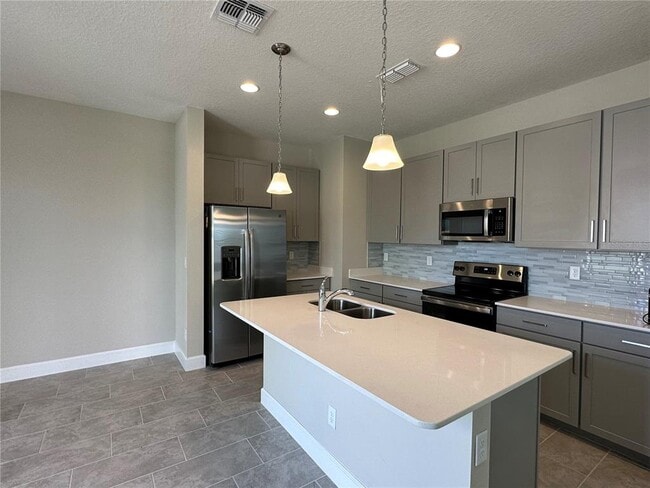 Building Photo - 1405 Captiva Cv