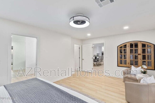 Building Photo - 3005 N 81st Pl