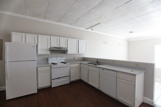 Building Photo - The Lofts on 5th