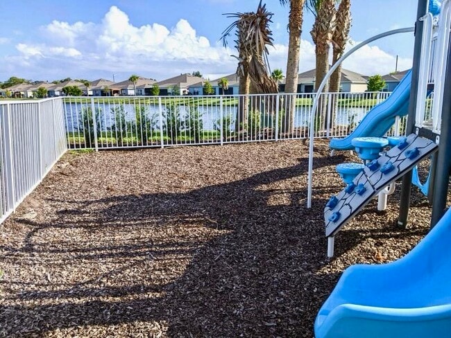 Building Photo - 604 Lychee Ln