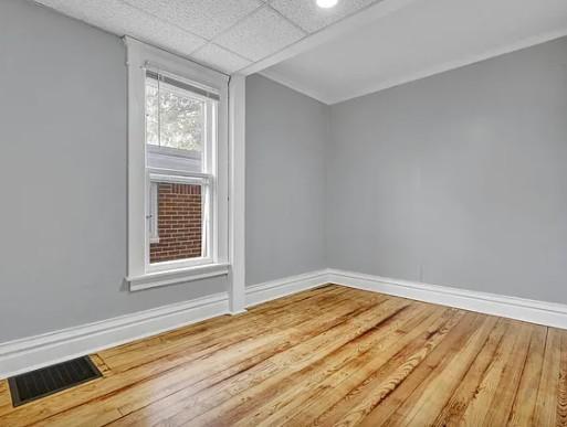 Building Photo - 405 E Hodge Ave