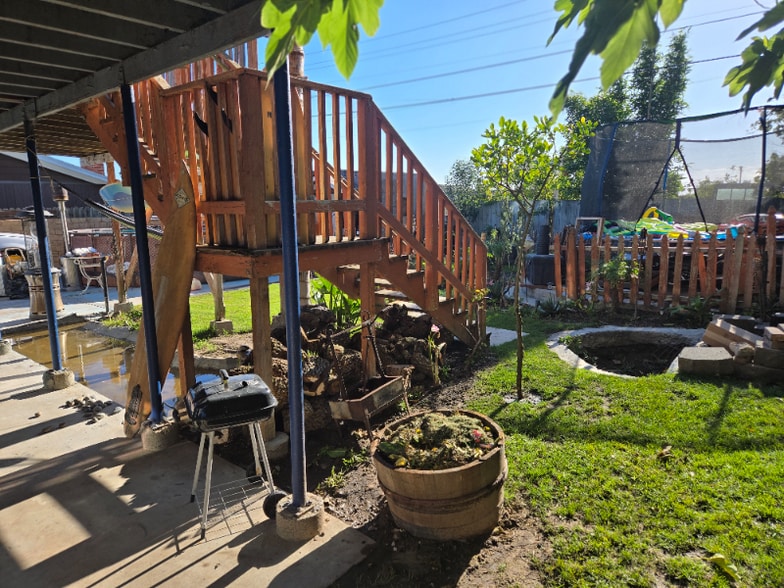 Building Photo - 4052 Capella St