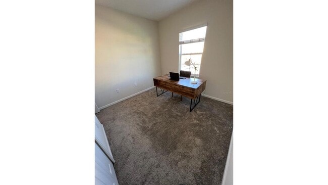 Building Photo - 9330 Tecumseh Dr