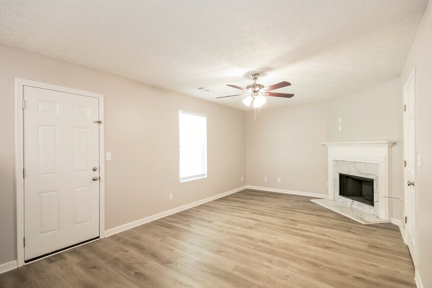 Building Photo - 3054 Aberdeen Way