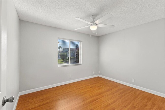 Building Photo - 4546 NW 7th Pl