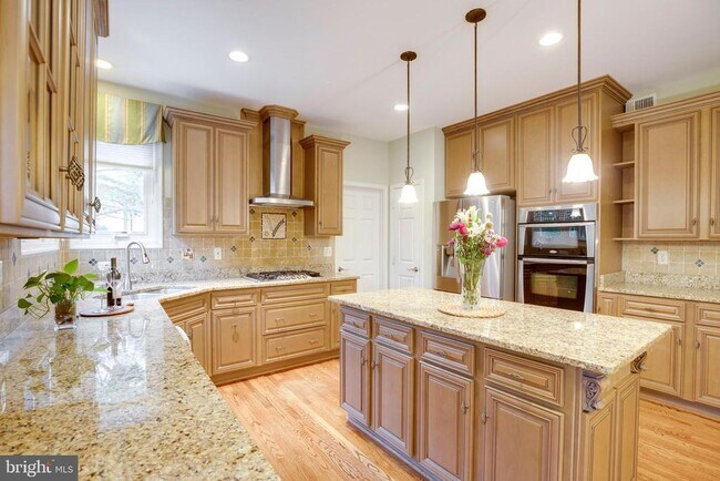 Building Photo - 5105 Claybank Ln