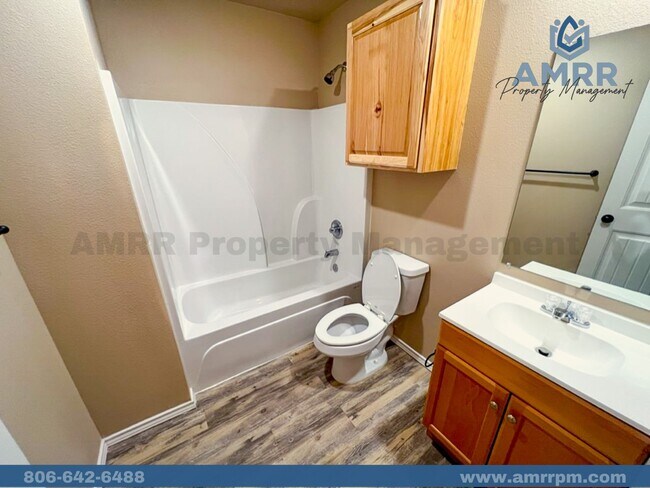 Building Photo - Charming 4-Bedroom Home – Space, Style, and Comfort!