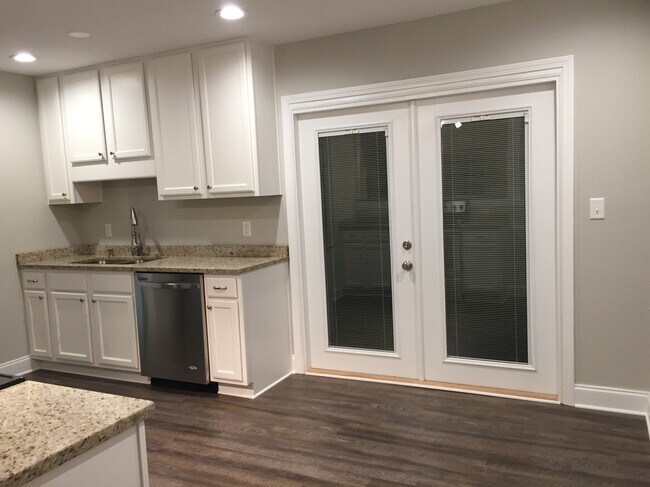 Kitchen - 204 22nd St