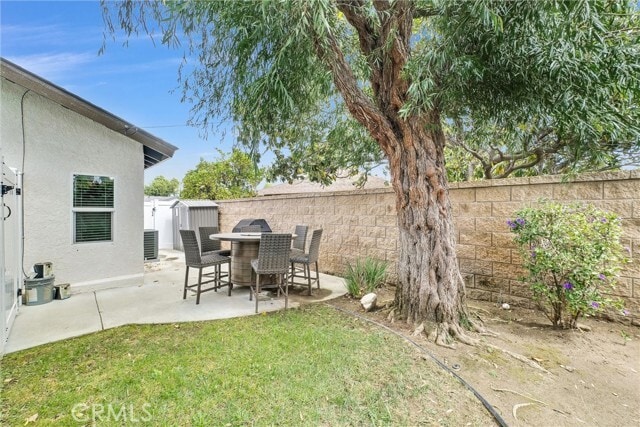 Building Photo - 12363 Loraine Ave