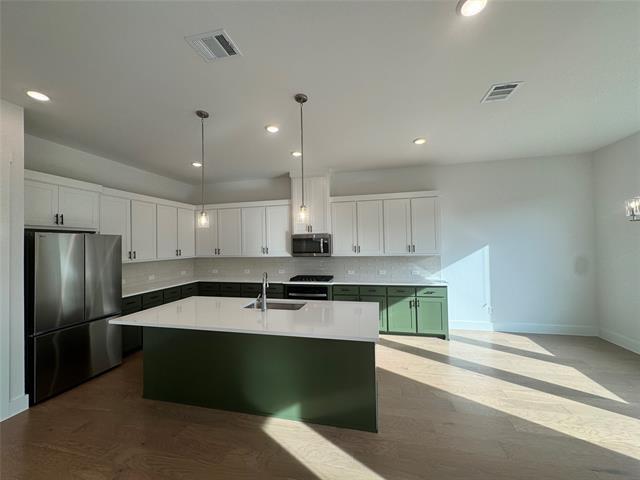 Building Photo - 304 Chestnut St