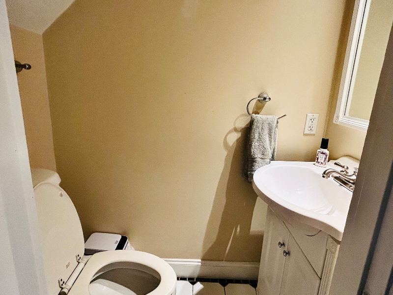 Building Photo - 1071 Standard Dr NE