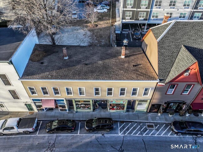 Building Photo - 17 Church St