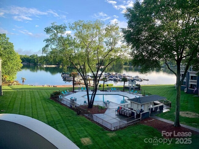 Building Photo - 2129 Regatta Ln