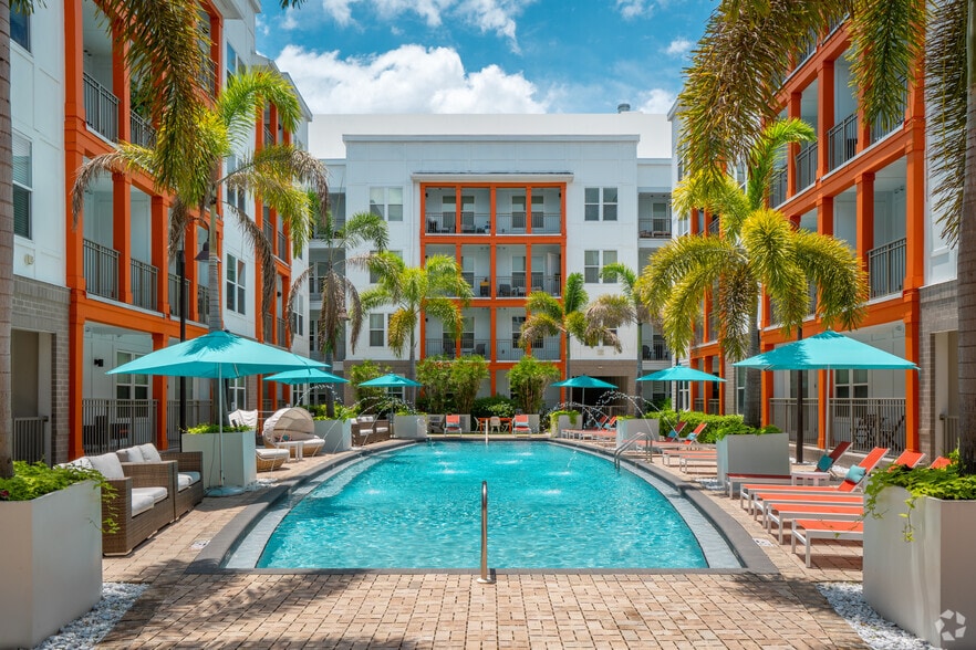 Primary Photo - Havana Square Apartments