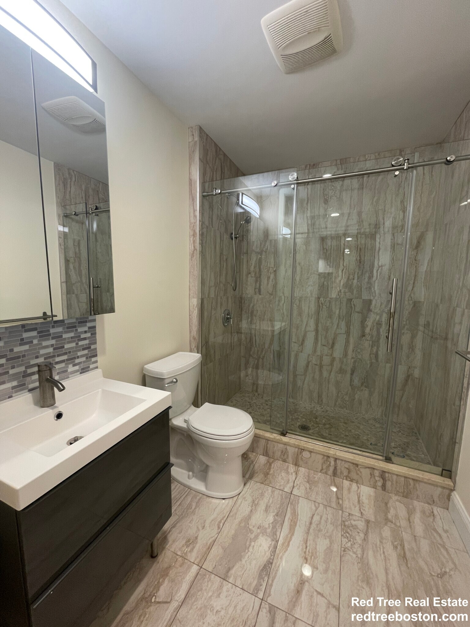 Building Photo - 1616 Beacon St