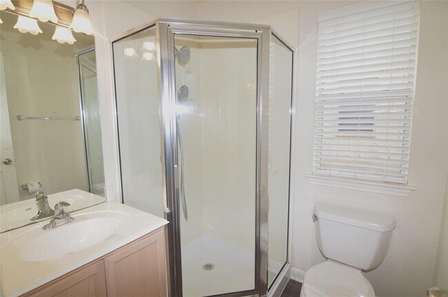 Building Photo - 801 Barefoot Cove