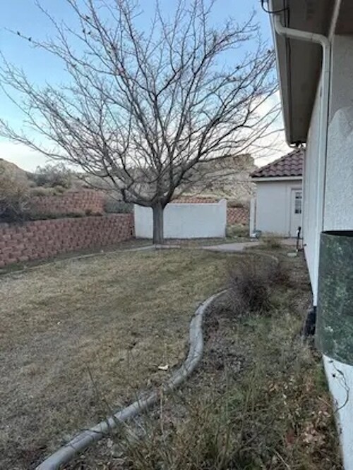 Building Photo - 337 Dakota Cir