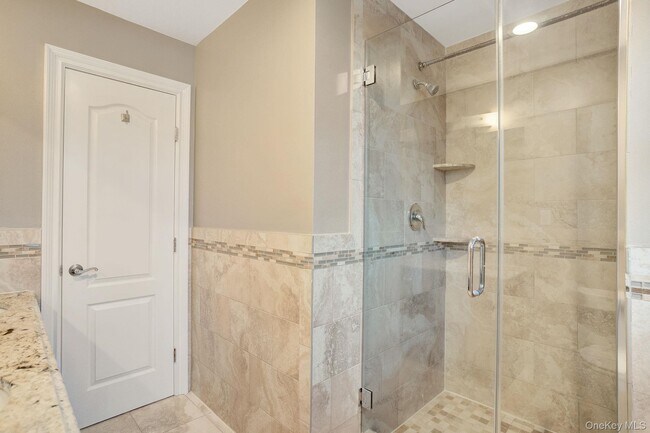 Building Photo - 134-110 10th St