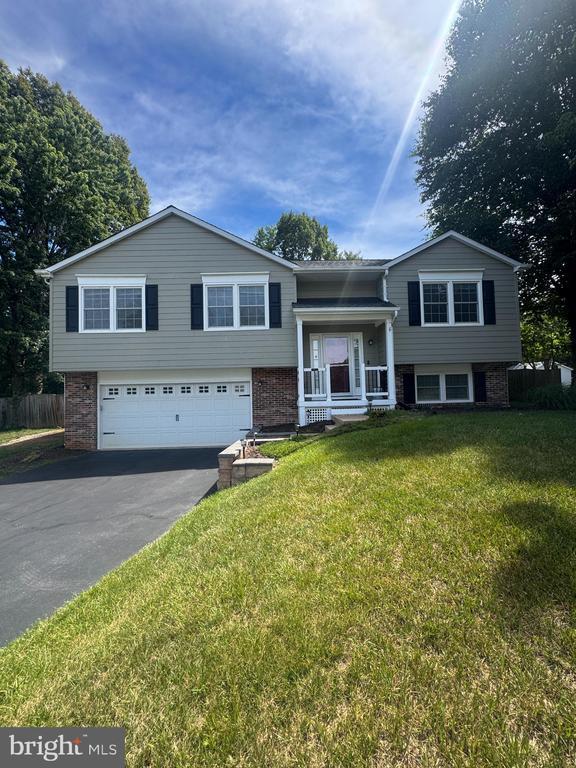 Building Photo - 74 Clarion Dr
