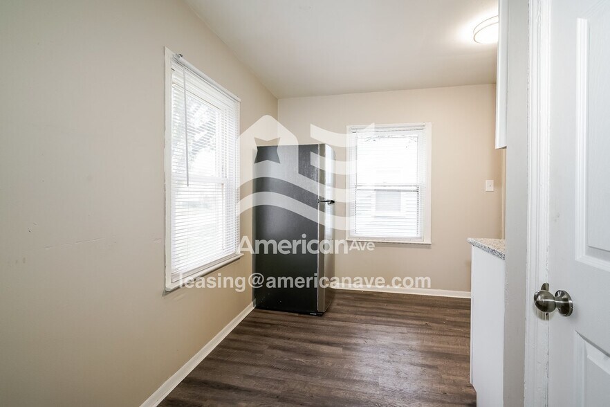 Building Photo - 2910 Frederickson St