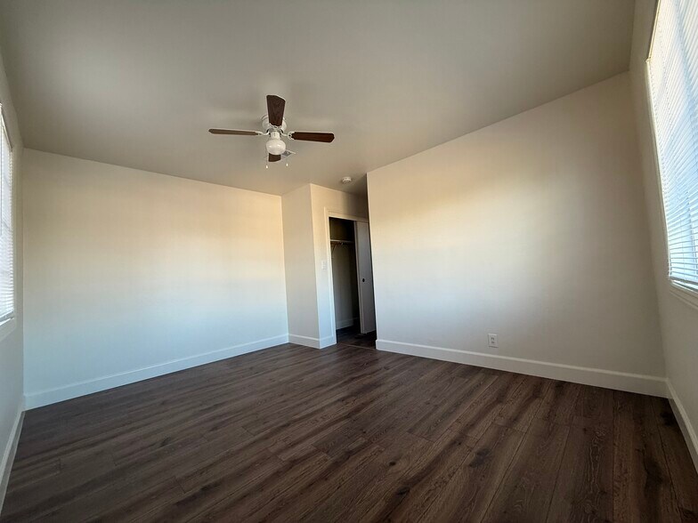 Building Photo - 15510 Oakbury Dr