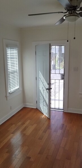 Primary Photo - 1746 Leighton Ave