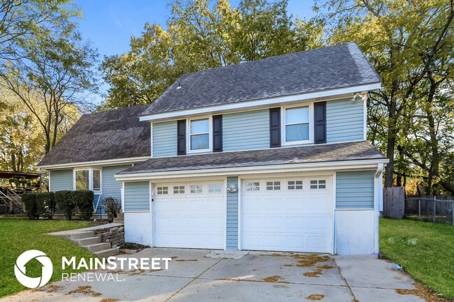 Building Photo - 13905 S Tomahawk Dr