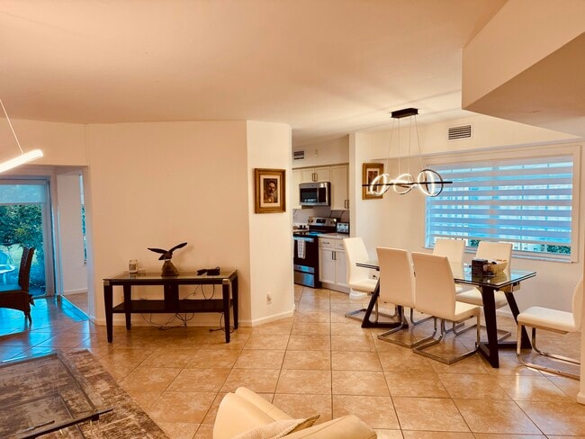 Building Photo - 17274 Boca Club Blvd
