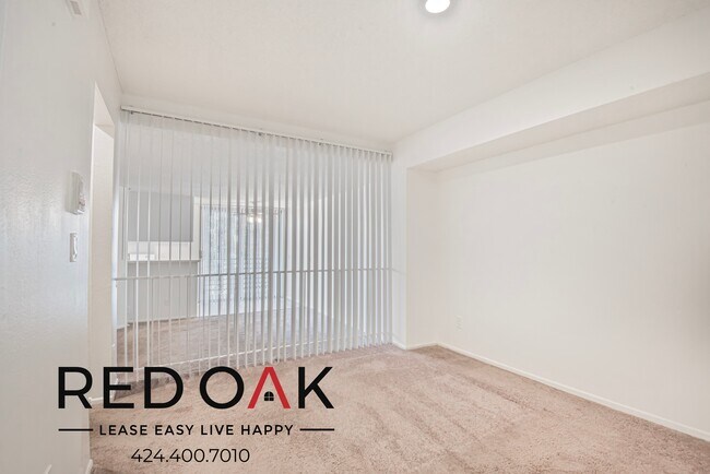 Building Photo - 8309 Cedros Ave