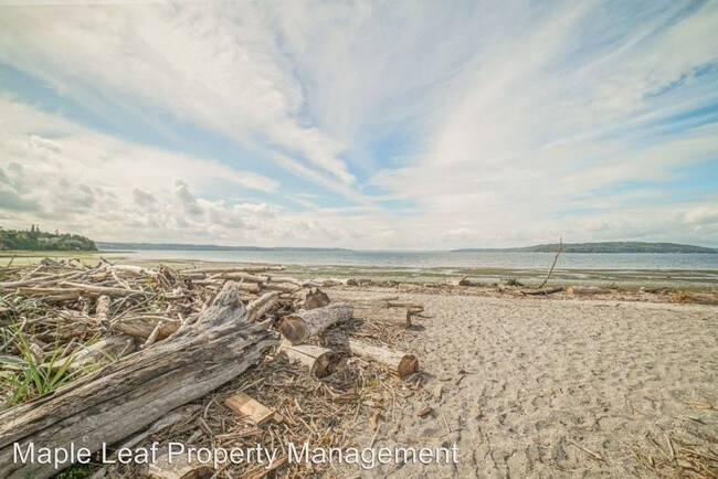 Building Photo - 22983 Marine View Dr S