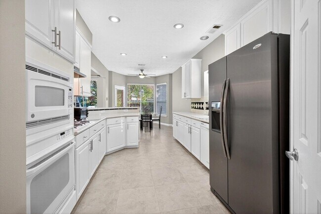 Building Photo - 18502 Berry Leaf Ct