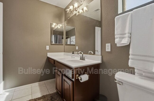 Building Photo - 4321 E Desert Sky Ct