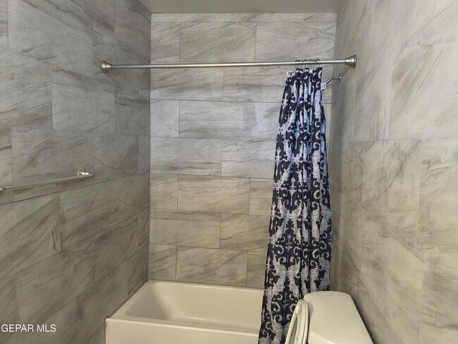 Building Photo - 714 N San Marcial St