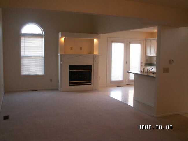 Building Photo - 931 Jasmine Dr