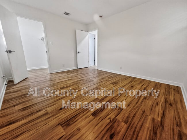 Building Photo - 3438 Willowrun Dr