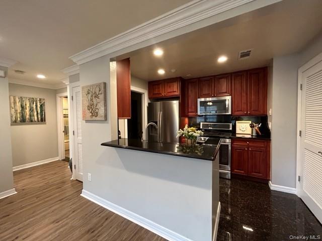 Building Photo - 2002 Vista View Dr