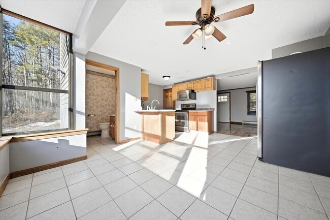 Building Photo - 24 Etta Ln