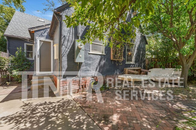 Building Photo - 516 San Miguel Way