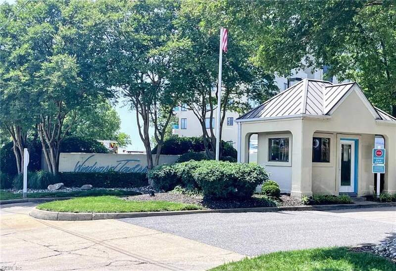 Building Photo - 7501 River Rd