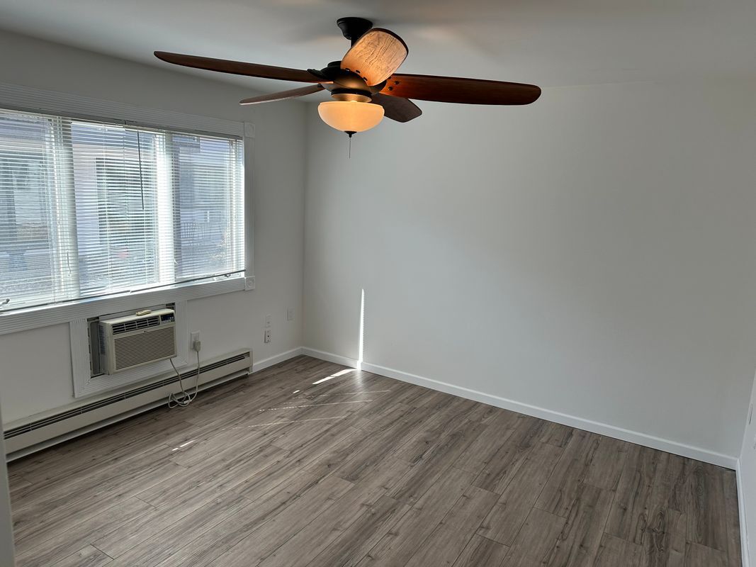 Building Photo - 14 Hilltop Terrace